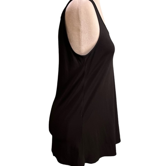 Eileen Fisher 💯% Silk, minimalist, Classic, corp core, preppy, sleeveless shirt - Picture 2 of 7